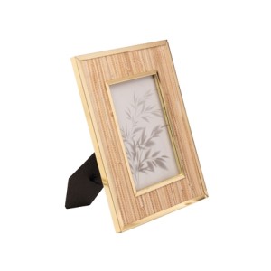 5988 PORTA RETRATO DOURADO COM PALHA 10X15CM