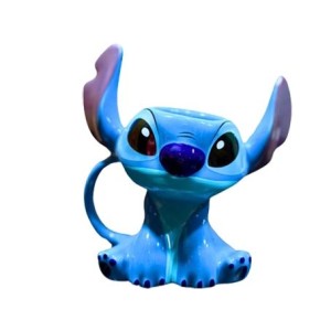 10083168 CANECA 3D STITCH SENTADO 200ML